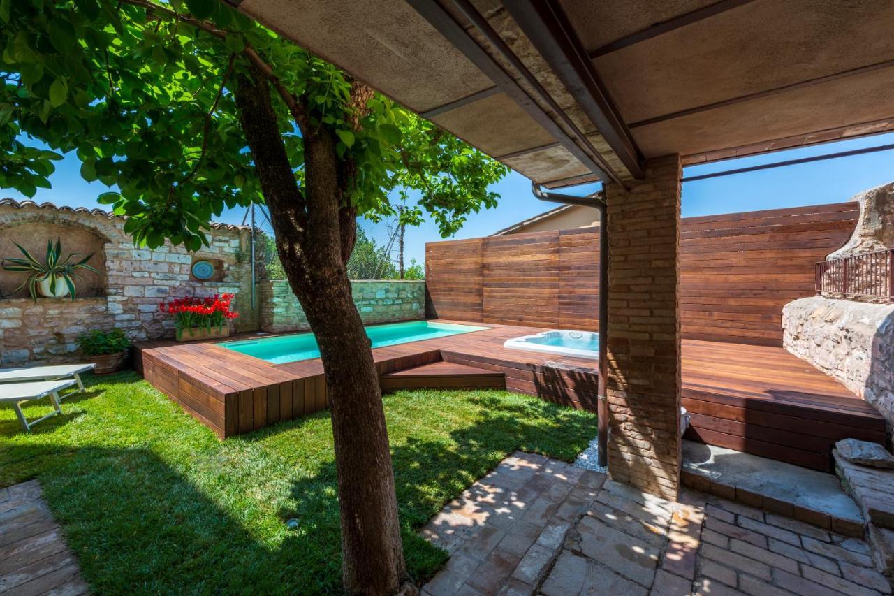 Villa Elisa Спелло Экстерьер фото