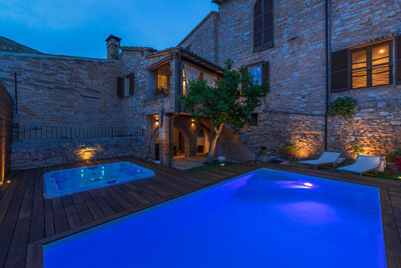 Villa Elisa Спелло Экстерьер фото